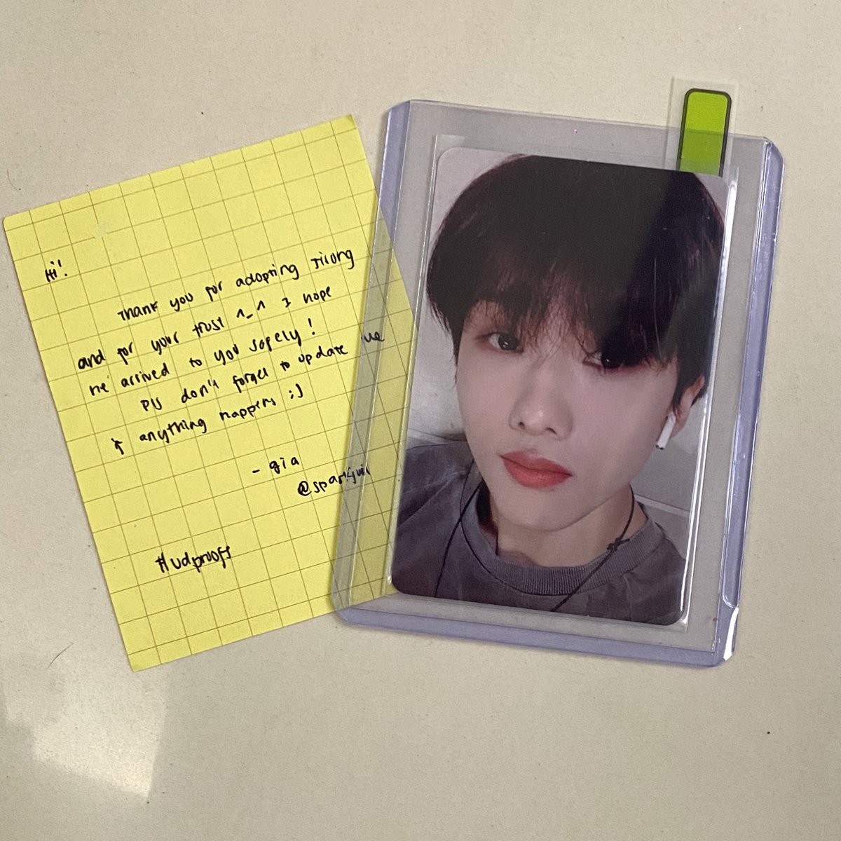 likeapsychooooo's tweet photo. mail from @sparkjwi 

thank you so much po for selling this jisung pc for a very good price :) shout out to @sunhyuckmails for tagging me 🤓💫 #udproofs https://t.co/6bInbc2jbS