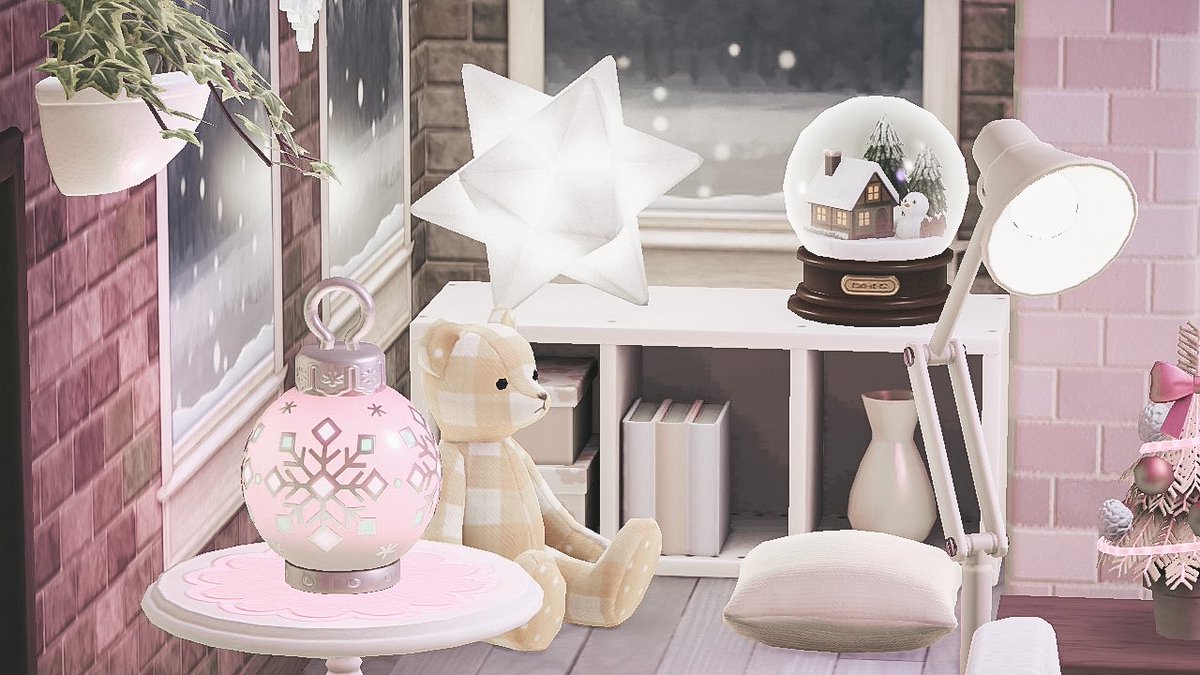 kaylinityAC's tweet photo. my favorite part of my living room has always been cozy corners 🐇🥀📚🤍 https://t.co/IyNjh7FV15