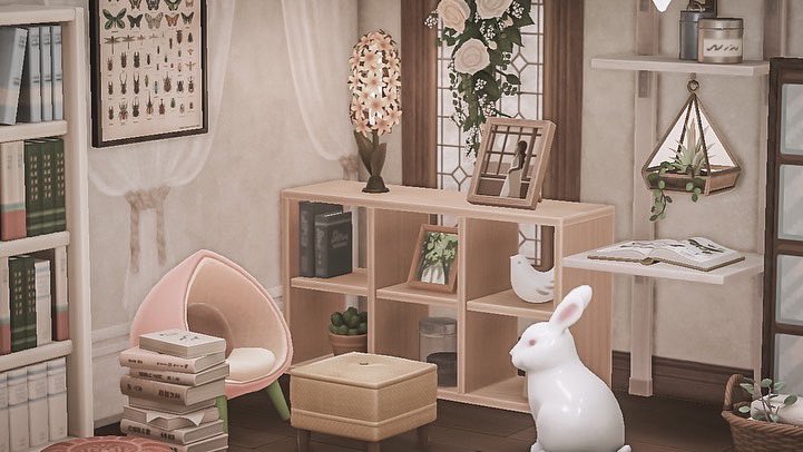 kaylinityAC's tweet photo. my favorite part of my living room has always been cozy corners 🐇🥀📚🤍 https://t.co/IyNjh7FV15