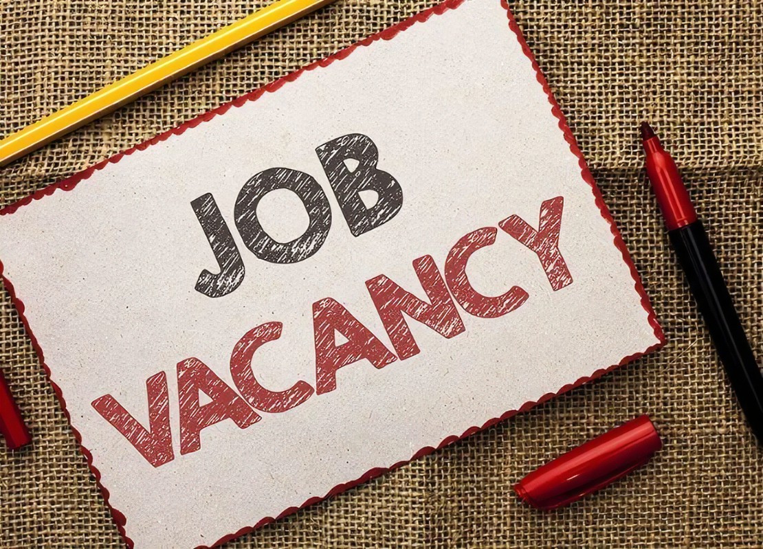 PDArchitects's tweet photo. New Year, New Start - if you are looking for a new opportunity then please get in touch - we are currently looking for a number of roles to be filled in our Cardiff and Swansea offices - click on the following link for further details https://t.co/7mBXk2UET4 please retweet! #jobs https://t.co/accdFnS2CL