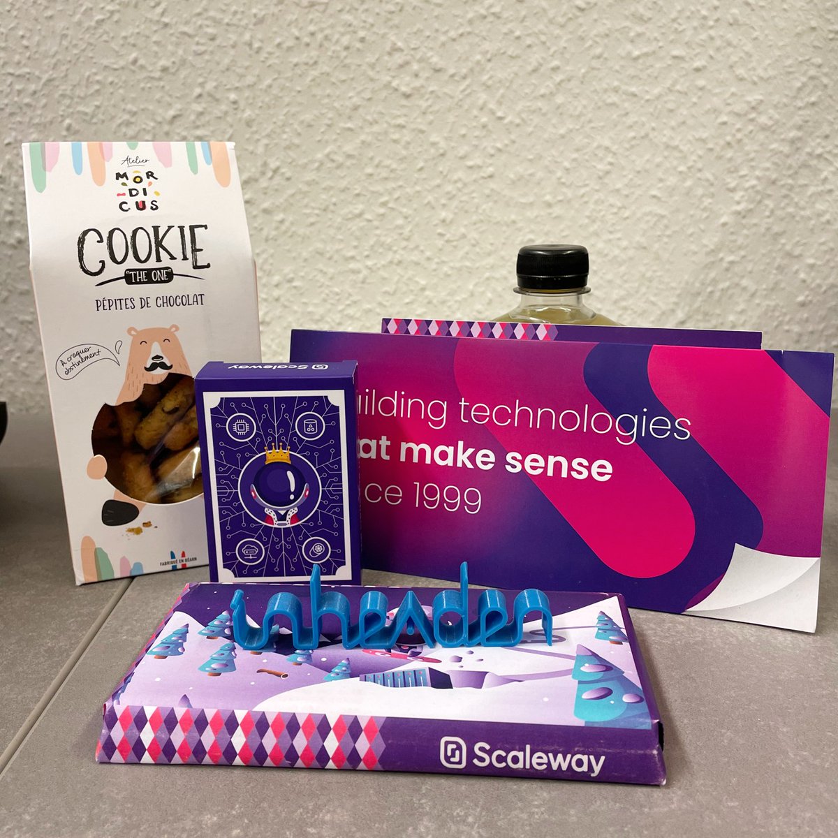 GroeberLars's tweet photo. Thank you @Scaleway for the Swag you have sent us! 
Always a pleasure working with you 🚀🚀

#inheaden #cloud https://t.co/yOM7kvUHOI