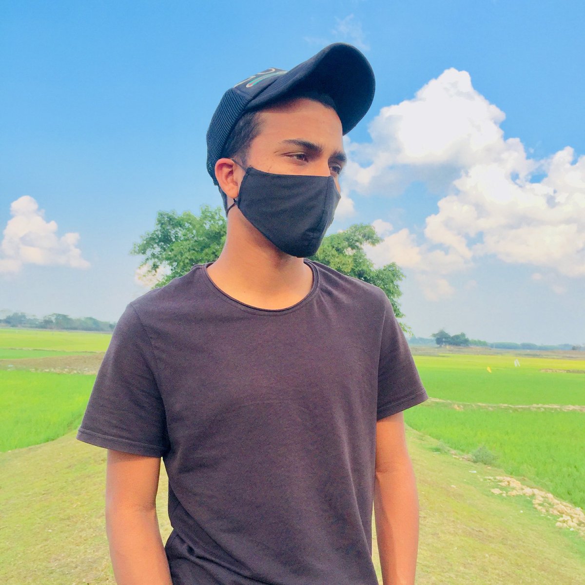 emonrez16130676's tweet photo. #NewProfilePic https://t.co/4TnJQtbJOA