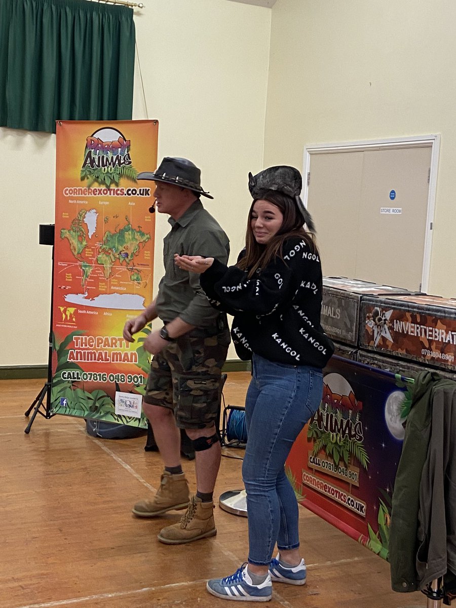 nesscliffe_yfc's tweet photo. What a Brilliant evening ourselves and @WemYFC had last night with Simon from Corner Exotics, fears were faced big screams from bigger lads 😂 as we learned all about fear and these amazing animals! Thanks everyone for coming along amazing turn out with 45 of us in total! 🦎 https://t.co/y2chQqxPxB