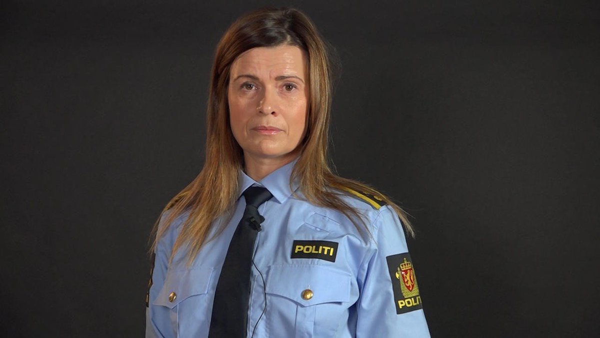 – 70 prosent av alle drap begått i 2021 skjedde i private hjem. Det er kun én av de totalt 26 gjerningspersonene som er kvinne, sier leder for Voldsseksjonen ved Kripos, Vibeke Schei Syversen.

politiet.no/aktuelt-tall-o…