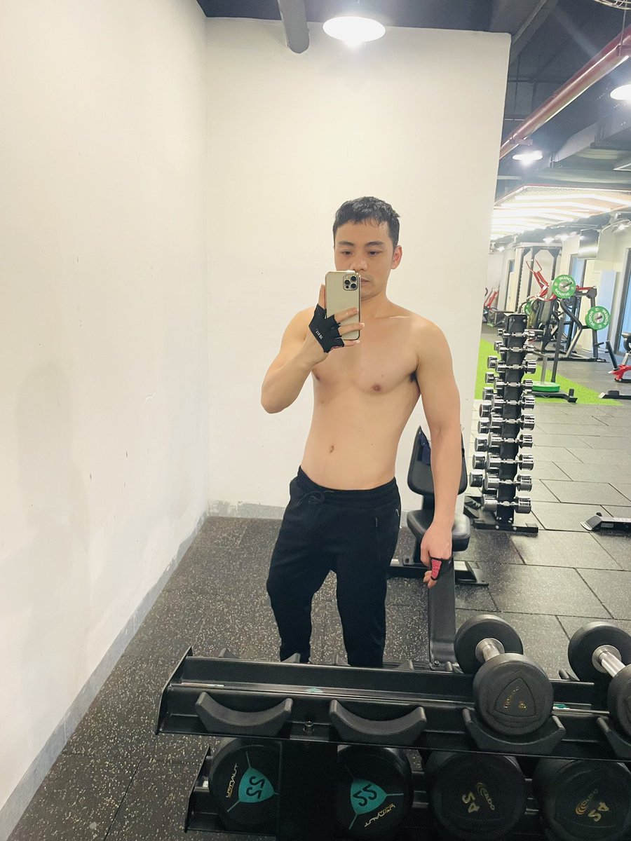 TranQuang90's tweet photo. Gym https://t.co/JTFQYHB3PR