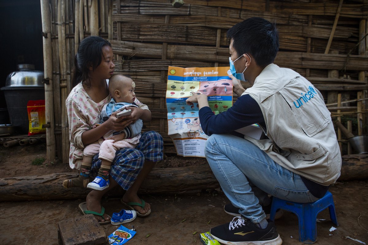 UNICEFMyanmar's tweet photo. Last month, UNICEF, working with partners, reached 14,000 people in Rakhine, Kachin, Shan, Kayah, Kayin, and peri-urban areas of Yangon with basic health care services. #DeliveringforChildren https://t.co/v6bNIt65RO