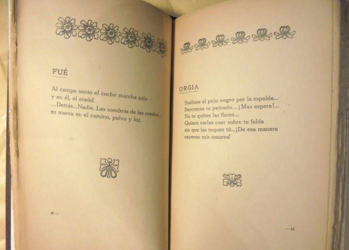 #TalDíacomohoy de 1947 fallecía #ManuelMachado.
▶️ Le recordamos con una 1ª edición de “Trofeos”, 1911. 
📍 Disponible #Librería Santiago (Valenzuela, 6. Madrid).
📞 915329624.
▶️+info: libreriasantiago@hotmail.com #GremioMadrileñoLibrerosViejo #librosantiguos #ApoyoALasLibrerías