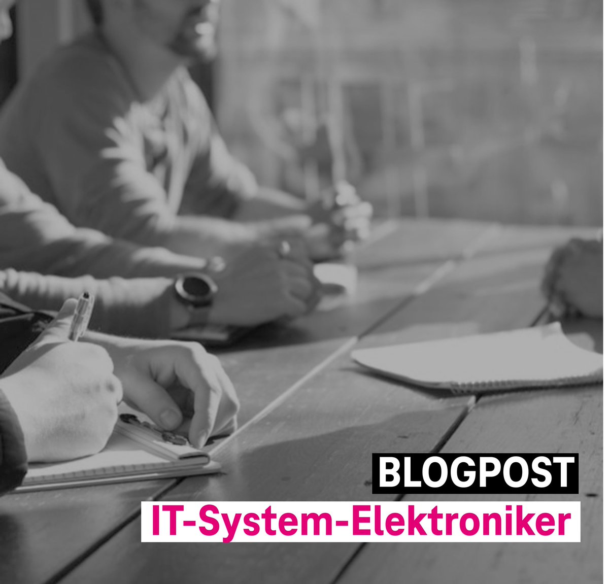 TelekomKarriere's tweet photo. Die @deutschetelekom bietet zahlreiche Ausbildungen in verschiedensten Bereichen an. 📈 In unserem #Blogpost erzählt Fabian von seinem aufregenden Ausbildungsstart als IT-System-Elektroniker.💻 Hier findest du mehr dazu 👉https://t.co/CuqVMkJbO0 https://t.co/fq4CshqKpq