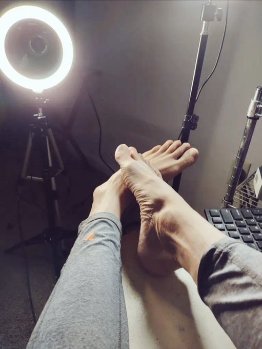 #feetman #Feet #feetworshi̇p #soleslovers https://t.co/W2RcjDcuS9<a href="/tag/feetman"class="tags">#feetman</a><a href="/tag/feet"class="tags">#Feet</a><a href="/tag/feetworshi%CC%87p"class="tags">#feetworshi̇p</a><a href="/tag/soleslovers"class="tags">#soleslovers</a>
