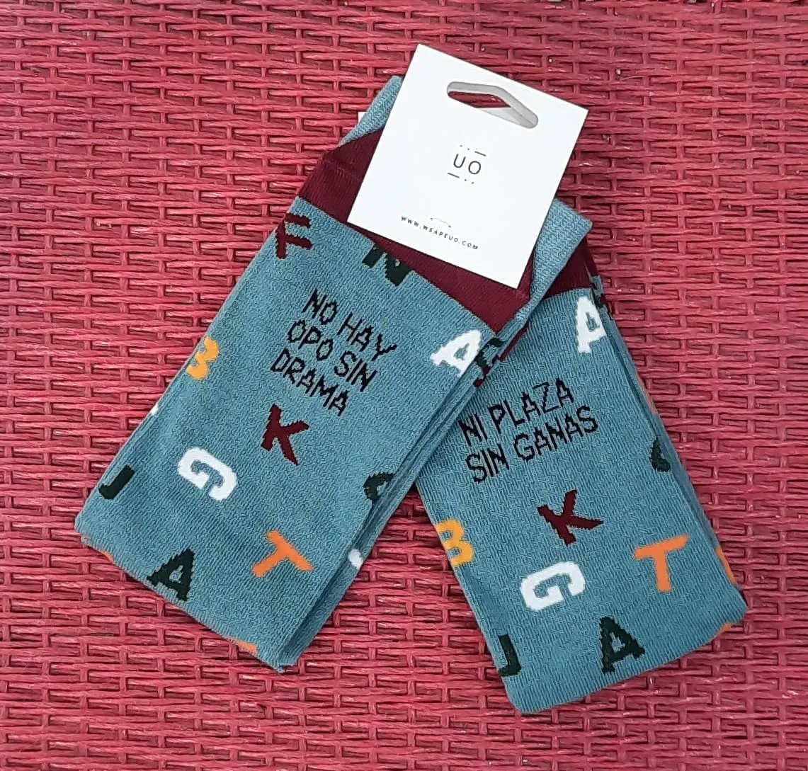 socksmarket's tweet photo. Mucho ánimo opositores 🤓
#Socks #Calcetines #Instaff #oposiciones2022 #Magisterio #Correos https://t.co/J537ZK542Y