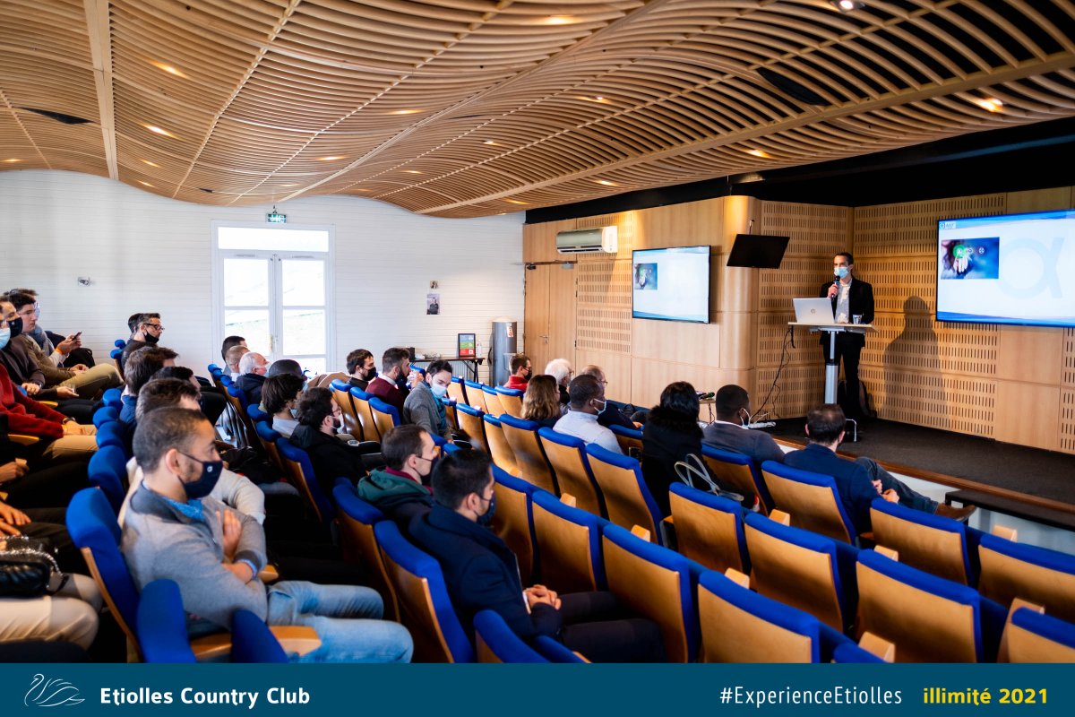 ATIF_France's tweet photo. #TeamATIF | Séminaire à l'@EtiollesCountry Club ! 🎈

𝐀𝐮 𝐩𝐫𝐨𝐠𝐫𝐚𝐦𝐦𝐞 :

📜📊 Présentations, bilans et perspectives de l'agence 👉🏻 #avenir
🎶🍴 Déjeuner &amp; quiz musical 👉🏻 #culture
☠🎲 Murder Party en équipe ! 👉🏻 #teambuilding https://t.co/mPEKKB5jYF