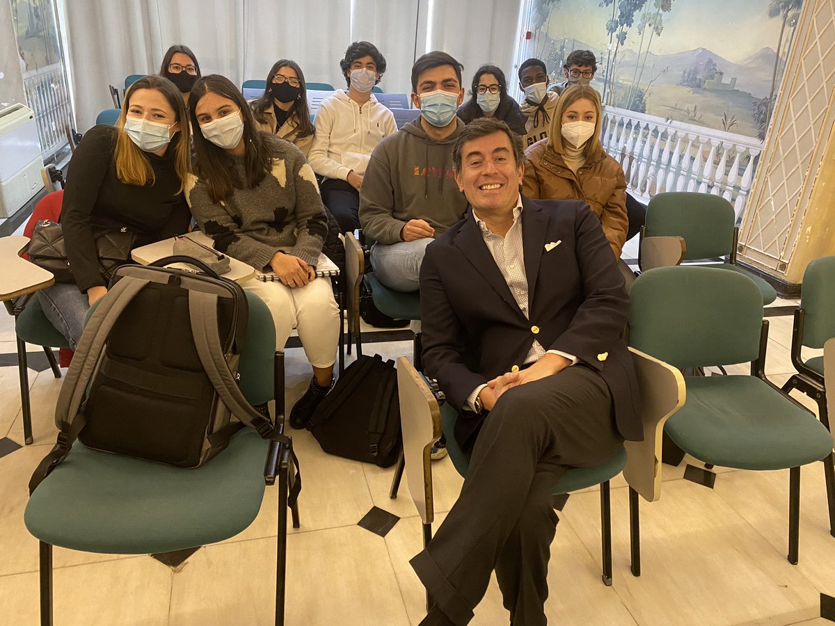 Goncaloboxavier's tweet photo. What a pleasure to meet the students of Escola Profissional Magestil em #LISBOA to promote #YEYS2022 and the role of the #EESC for a better #EUROPE. There is hope and ideas!Let’s do it!
#EESC_PRESS https://t.co/UkiPYVjtZV