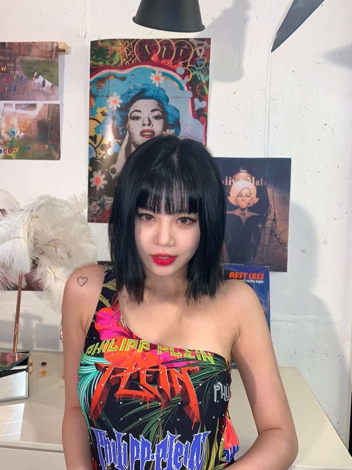 soojin's THE photo