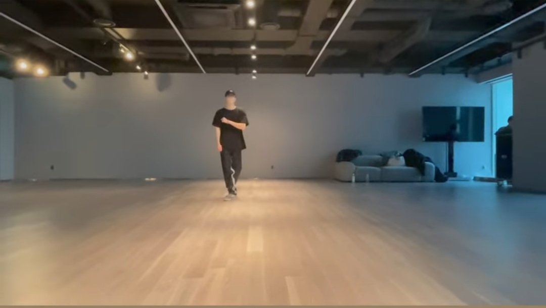 alexisht23's tweet image. AYAN NA SI JAEHYUN SINAYAWAN NA TAYO

#perfect
#king
#noflaws