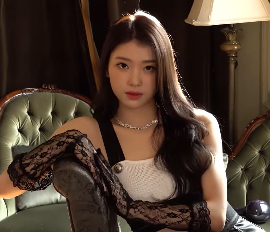 lqxiaoting's tweet image. face card never declines