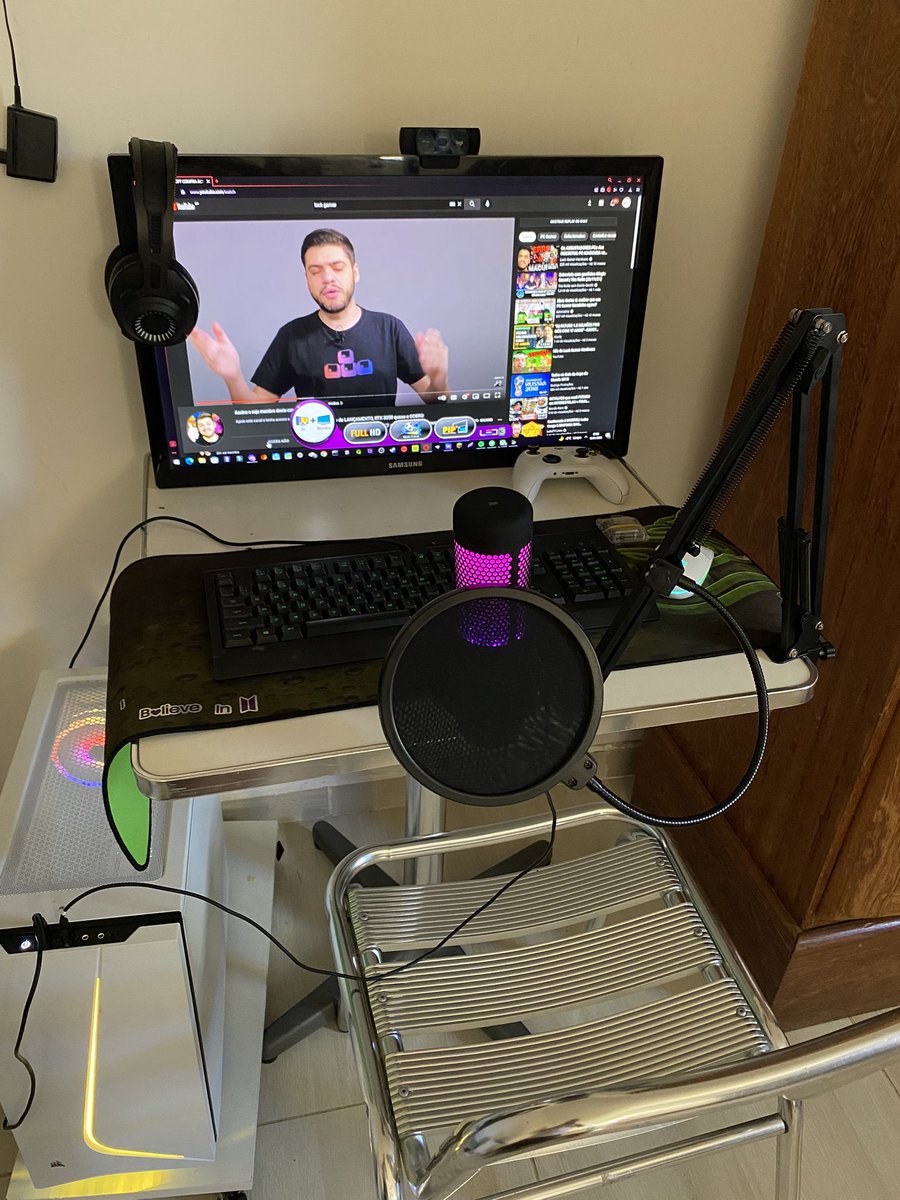 MarchonCurado's tweet photo. @lockgamer_  #setuplockgamer Acredito que o pc vai ser a menor coisa que vc vai fritar vai vendo🤣🤣.
 .I79700 F 
.1660 s 6 gbs
Fonte 750 w corsair 80 plus gold
Gabinete Corsair Specs06
32 gigas 3600 mhz rgb trident
Water cooler 120 mm gamemax 
Hd 2 tb 
Ssd 512g
Placa mãe b360 https://t.co/4QtHQubYKz