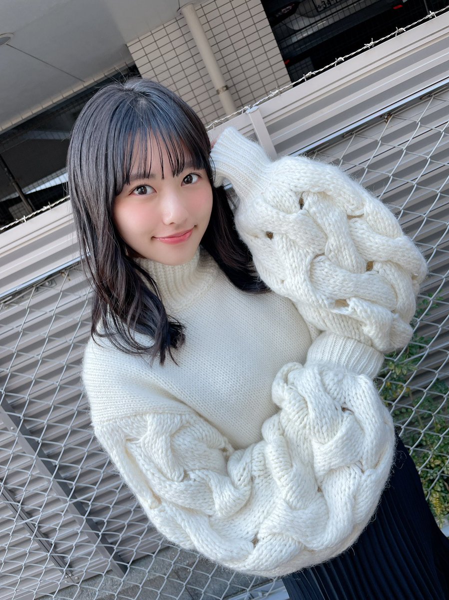 sora_fujimatsu's tweet photo. わかりづらいけど髪切りましたっᐝ  ✂︎ https://t.co/W6sYgxFBwm