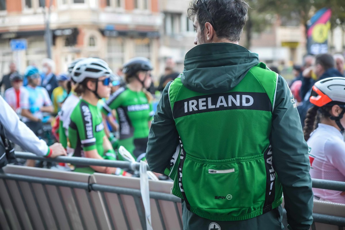 Cycling Ireland seeks expressions of interest for coaches, selectors and other volunteer and day-rate personnel.

Any suitably experienced/qualified members across the cycling community can express their interest here ⬇
cyclingireland.ie/news-item/cycl…