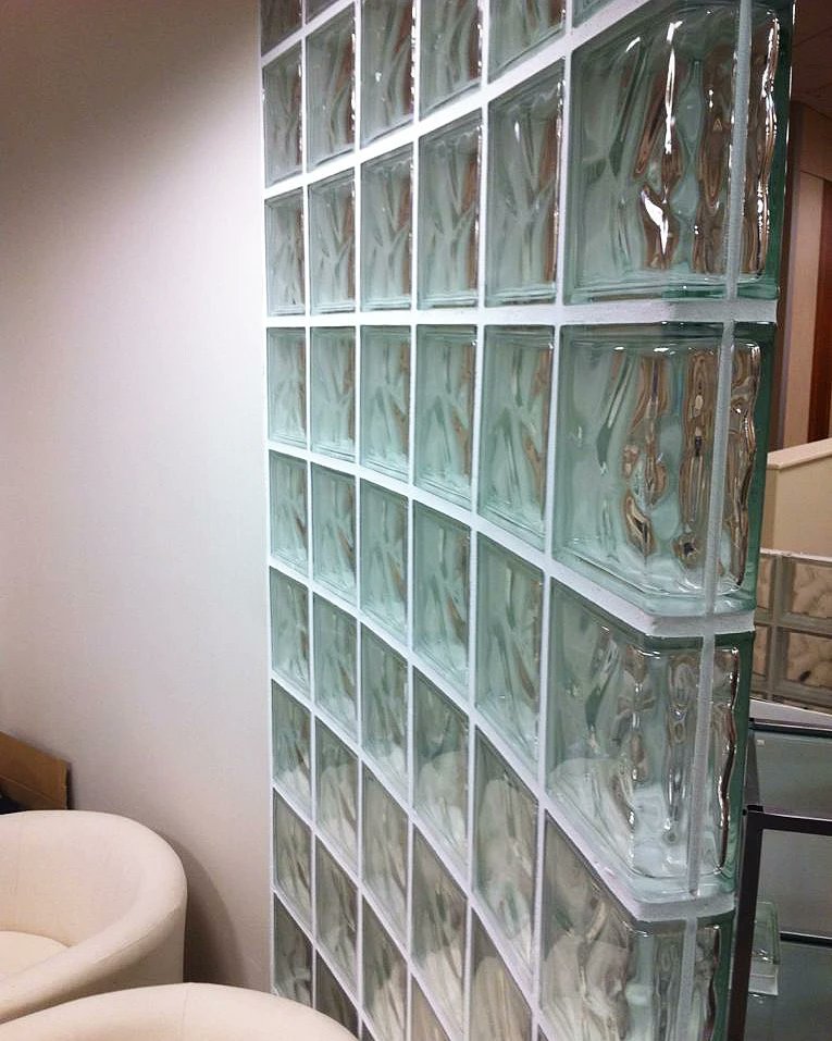 GlassBlockCo's tweet photo. Nice dividing wall in a waiting room in Dublin City centre 👌 

#glassblocks #glassblockco https://t.co/Vb8Ys8VBDf