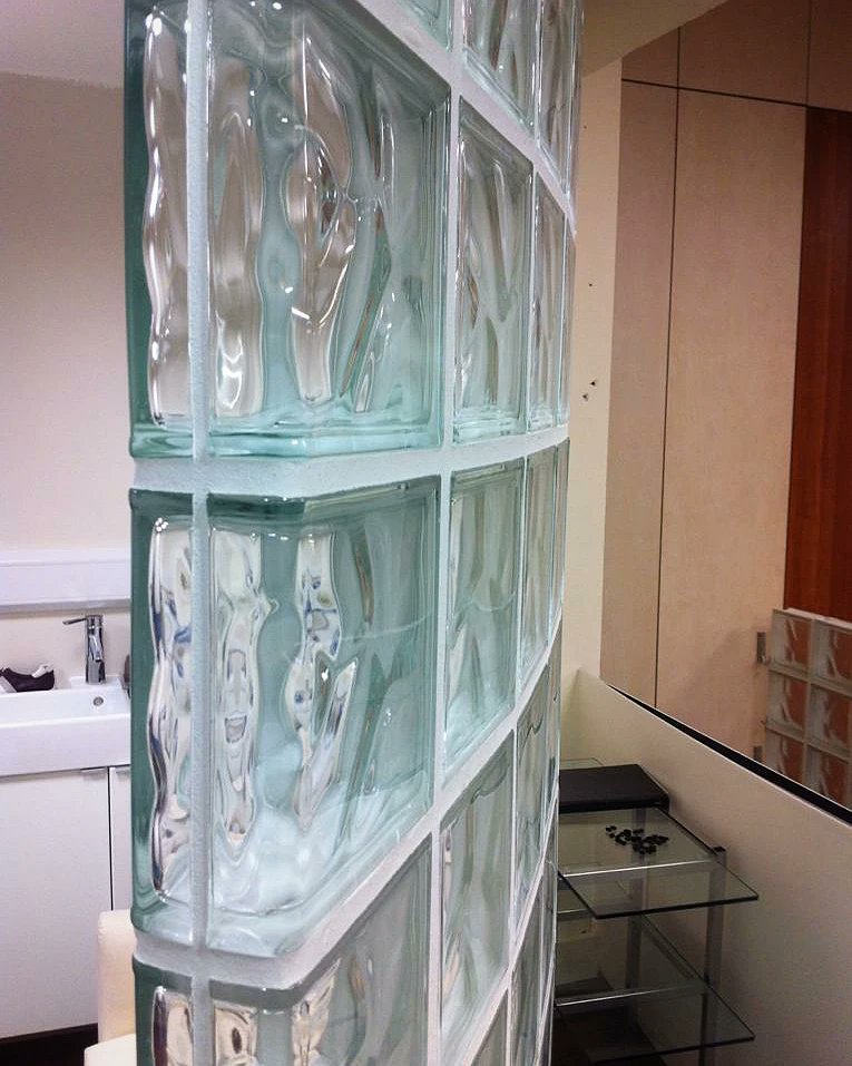 GlassBlockCo's tweet photo. Nice dividing wall in a waiting room in Dublin City centre 👌 

#glassblocks #glassblockco https://t.co/Vb8Ys8VBDf