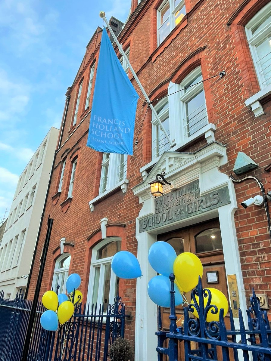 FHSSloaneSquare's tweet photo. A warm welcome to all of our 11+ applicants joining us for Interview Day today! Every girl who applies to us is invited to interview, and we wish all of them good luck for their big day. #WelcometoFHS #FHSSpirit #GoodLuck @ISC_schools @HMC_Org @SchoolsTatler @GoodSchoolsUK @GSAUK https://t.co/G1RPHgTU8M