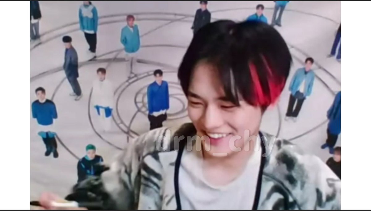 1122scart's tweet photo. chenle pogi 🥺 https://t.co/Sr6jo3wjwy