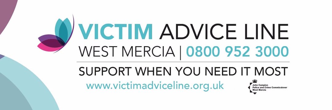 Neighbo57332119's tweet photo. It's so important to give the tools to communities these leaflets support safer communties may I also leave these here . Have a great #Police & #Community Together #Surgery & thankyou for being out there ππ . #ProblemSolvingMatters @AssocPCCs @WestMerciaPCC @WorcesterCops https://t.co/MP7KvKxyX5
