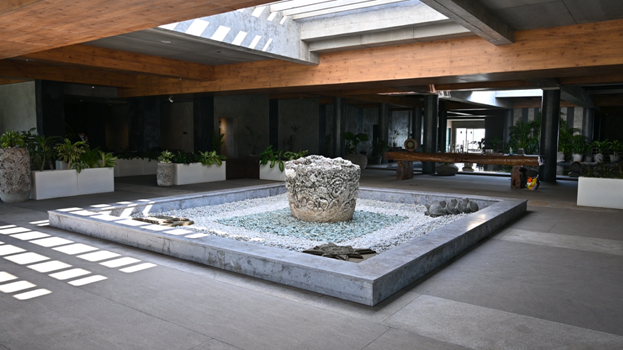pema_wellness's tweet photo. #spaces At #pemawellness 
#bayparkresorts 

There are several exciting &amp; mindful spaces / areas, where we feel Relaxed &amp; Rejuvenate ourselves;
Being Calm &amp; feel the inner bliss;

#infinitypool 
Entrance Architectural Stone
#koifishpond  

#bliss #rejuvenate #destress https://t.co/4FT04VZJBA