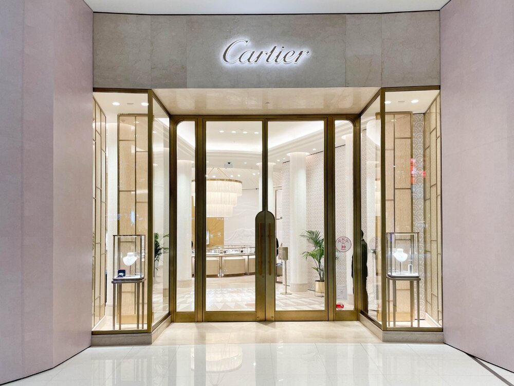 Crealumin's tweet photo. Cartier, Dubai, Émirats Arabes Unis 🇦🇪📍 

#Crealumin @Crealum_in 💡 https://t.co/cU0l1SkN0d