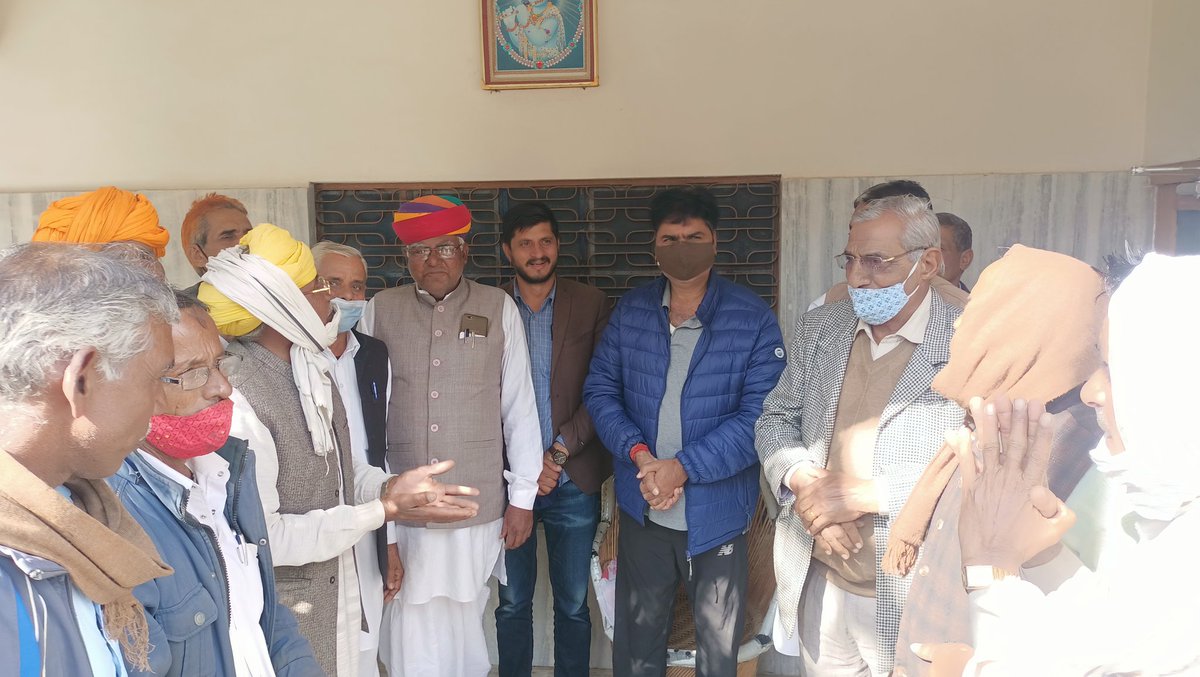 MLA_Virendra's tweet photo. आज आवास पर आये हुए आमजन से मुलाक़ात करके उनकी समस्याओं को सुना व त्वरित निवारण हेतु सम्बन्धित अधिकारियों को निर्देशित किया ॥ 

#MLAVirendraSingh https://t.co/um8Spbky4g