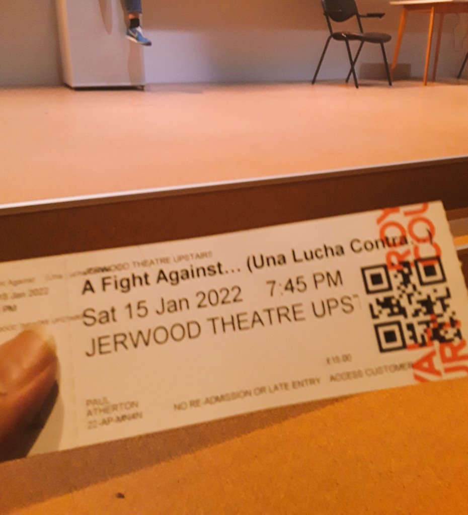 LondonersLondon's tweet photo. My 236th #LondonersLondon tip for #CentralLondon - The Fantastic #AFightAgainst (Una Lucha Contra) by #PabloManzi at @royalcourt, immensly powerfully acted play exploring dynamics between conflict &amp; community in Americas. Much needed play in divisive UK #LetsGuide #UniquelyLondon https://t.co/v7QtOse1OL