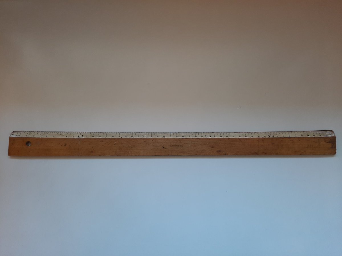 rodriguezgamojl's tweet photo. esta regla Faber de madera natural heredada de mi padre, aparte de para medir, sirve para tener carbono secuestrado por el 🌳 que en su día lo fijó, durante, espero, alguna generación más.
#madera #sostenibilidad #bosques #ServiciosEcosistemicos #gestiónforestal https://t.co/LEAuOuKqgN