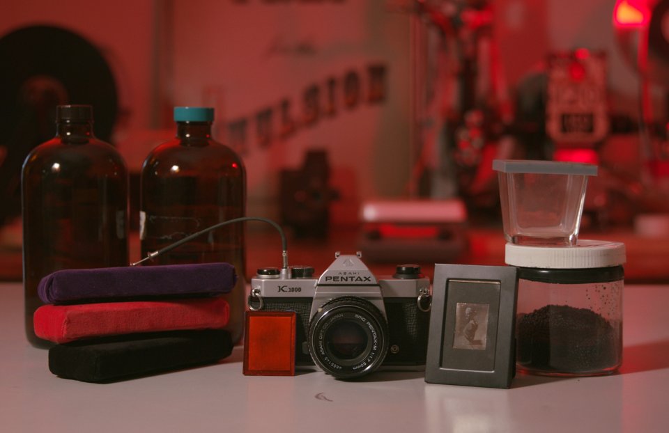 EastmanMuseum's tweet photo. Want to learn how to make 35mm daguerreotypes from scratch? We've got a couple spaces left in our online workshop! 

Learn more and register: https://t.co/42w4qAz0oF https://t.co/cpnXQEXKSH