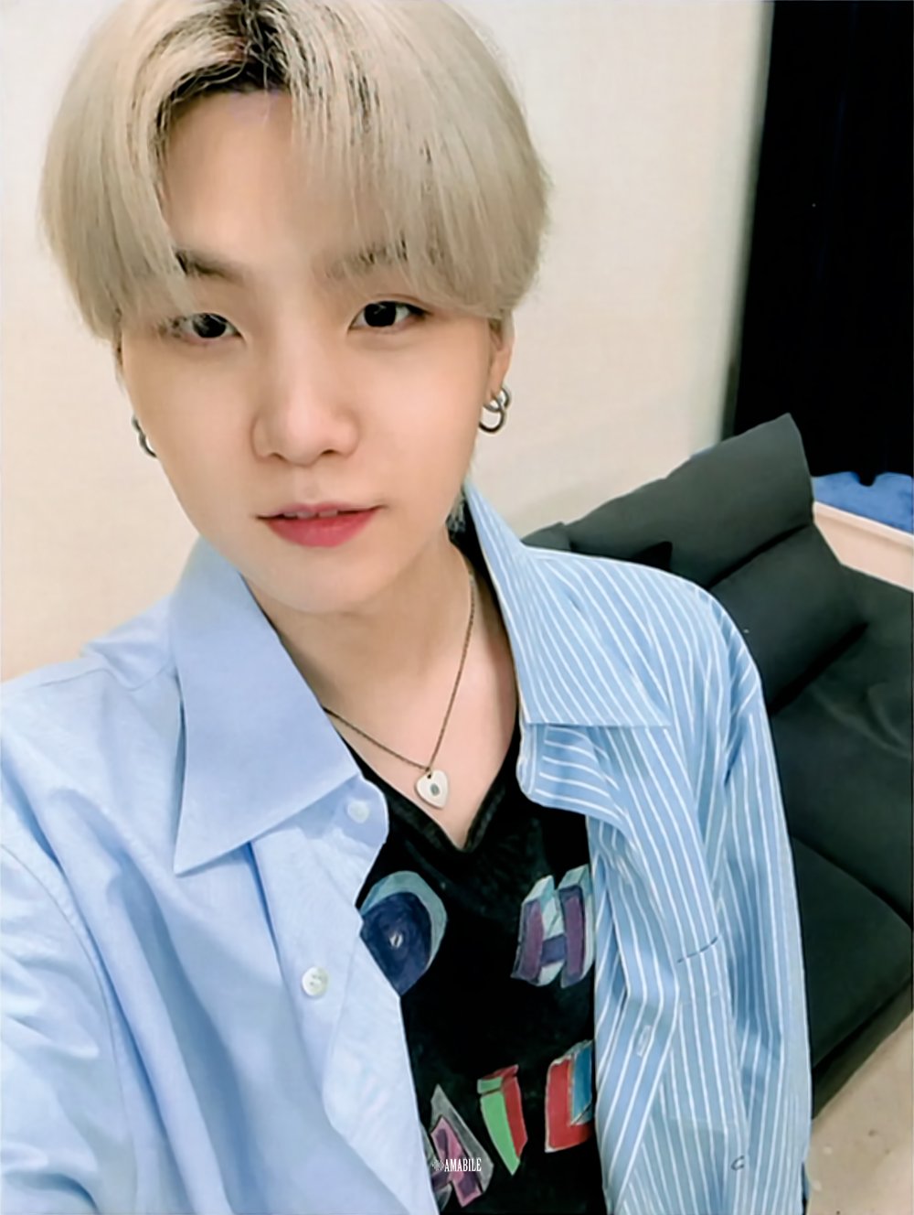 BTS SUGA GUITAR PICK NECKLACE シルバー 正規品