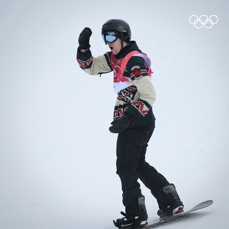 jeuxolympiques's tweet photo. 🚨 J-2 avant les @XGames d'Aspen ! 🚨

Dernier échauffement avant @Beijing2022 pour les spécialistes du snowboard et du ski acrobatique. 🏂 ⛷

Ça sera l'occasion de répéter les ultimes figures ! 🤩

#XGames | @markmcmorris | @Andriragettli | @MaxParrot