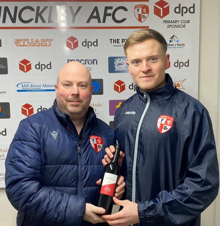 hinckley_afc's tweet photo. REACTION | @mattjhill97 broke a club record last night for the most clean sheets by a Hinckley AFC goalkeeper - so it was only fair to give him the @RosepetalsF Supporters' Man of the Match!

Well played, Matt! https://t.co/3Q8tq9INpT