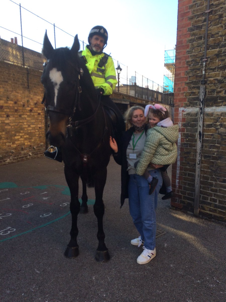 redblue_nursery's tweet photo. We got to stroke the polices horses π΄ #mettaskforce https://t.co/j9Kfm8TjrU