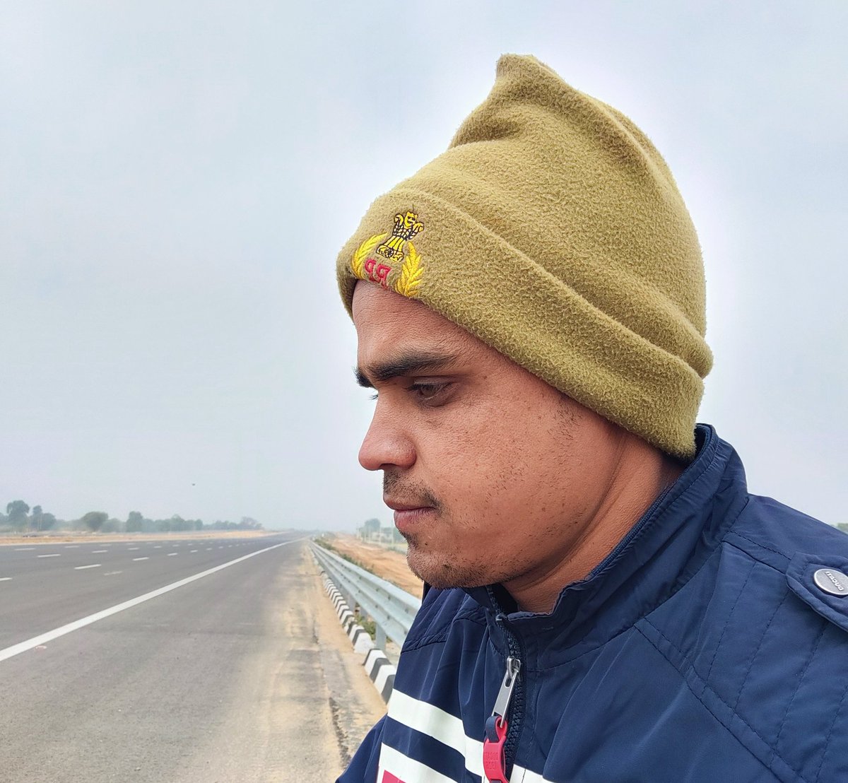 ShreeRamVirat's tweet photo. गलत हुआ या
गलत किया
माफ करना नन्हे मैहमान मे कुछ नहीं कर सकता 😞🙏🏻

#mindoff https://t.co/XAOxsl4riY