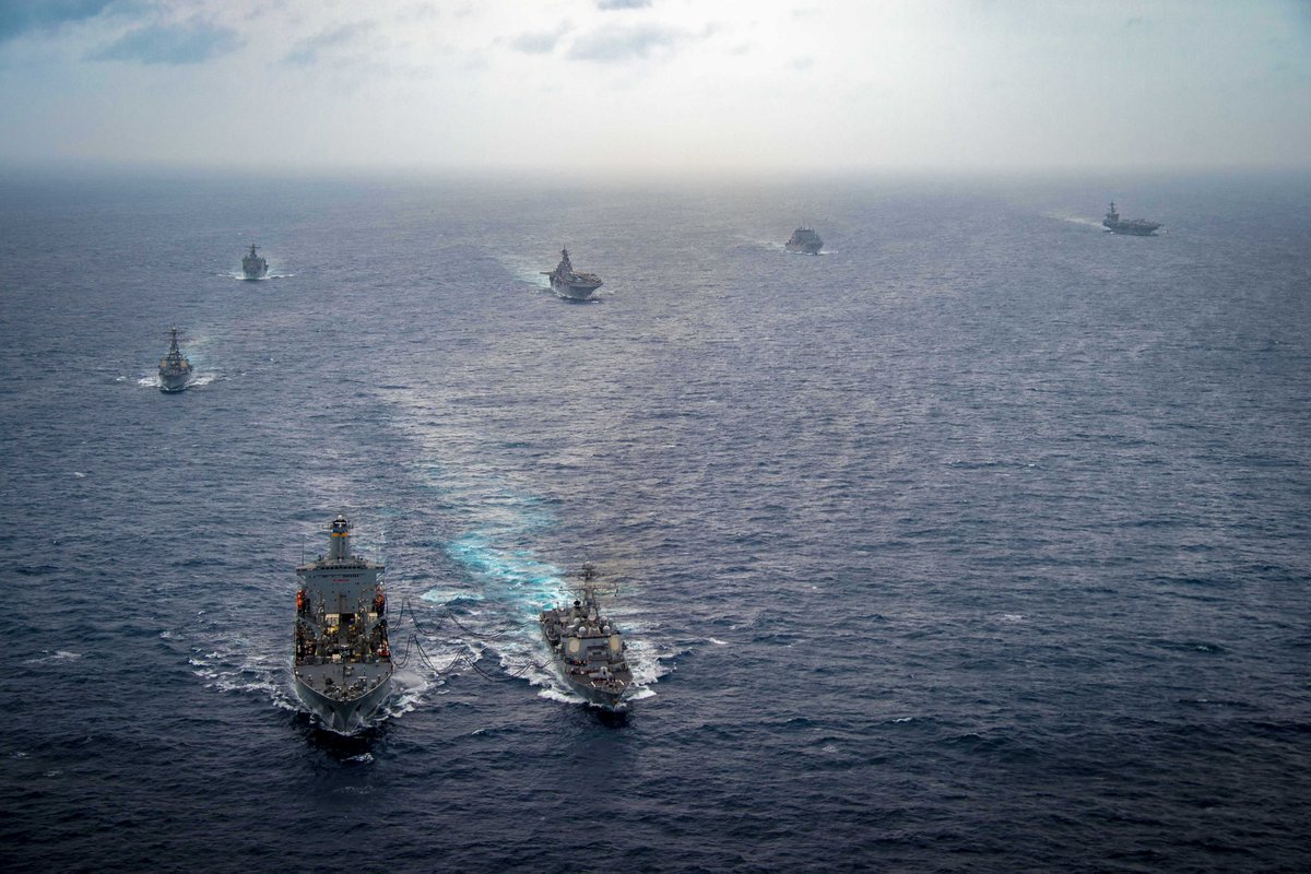 Ship shape.
The #USNSJohnEricsson conducts a replenishment with the #USSMichaelMurphy while transiting with other vessels in the South China Sea.