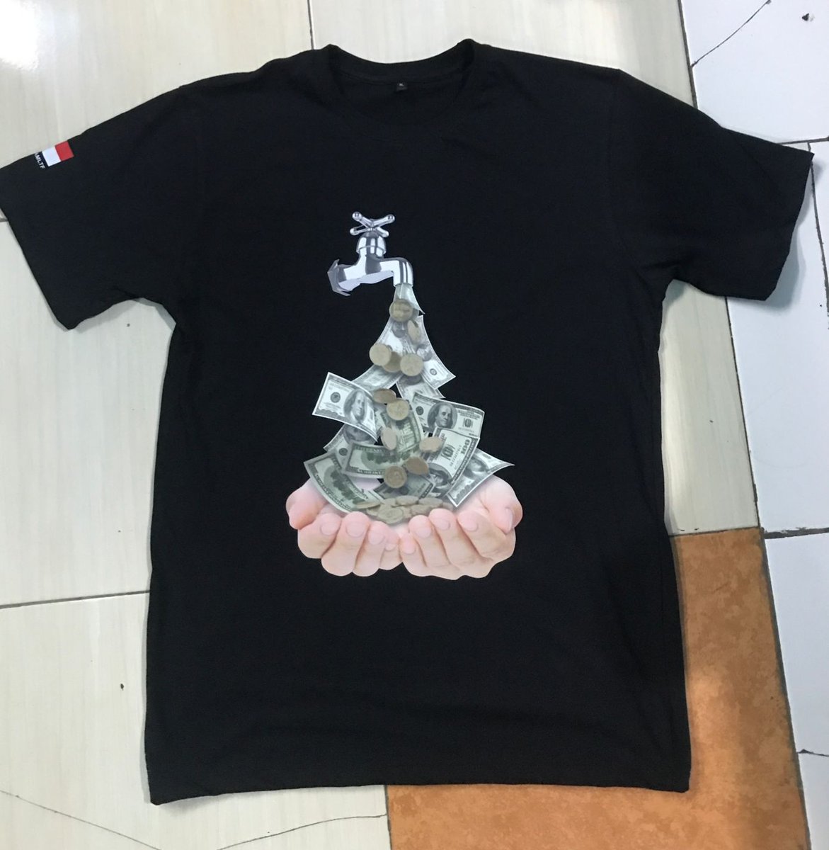 Ane punya 24 pcs t-shirt limited edisiyen bwat 24 akun yg bruntung
Syarat :
👉 RT dan Falaw mintheng <a href="/Kita_AMLTF/">JAGA NKRI</a>
👉 Jan lupa Komenin dgn Hestek : #JagaNKRIDariPencucianUang

Ane tutup dan undi jugak umumken malam minggu jam 21.00wib
Gaasskeun skaaar..!!🏃🏃‍♂️🏃‍♀️