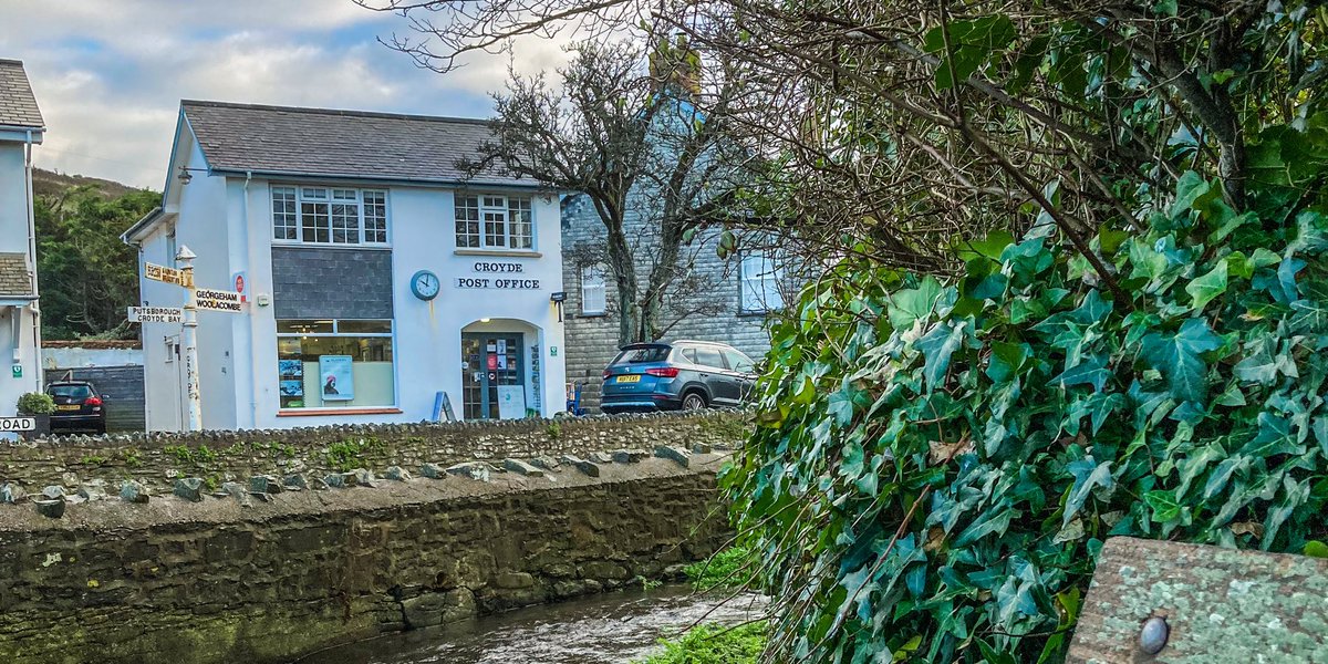 CroydeCoffee's tweet photo. Another visit to our local friendly Post Office.
https://t.co/GuKCp9VZOI
#croyde #croydecoffee #croydepostoffice #coffeeprops #coffeeroaster #coffeelover #handroastedcoffee #north_devon #devoncoffee https://t.co/rJ7AwqoOPE
