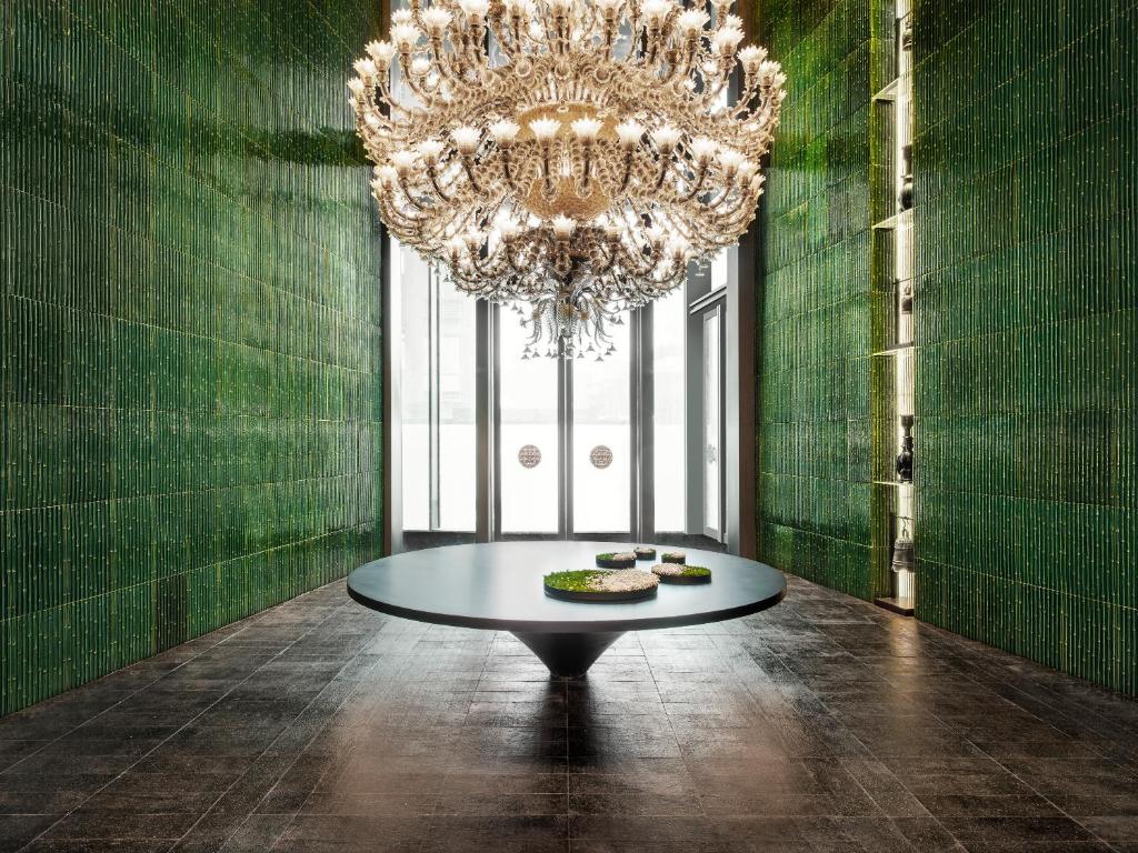 cppluxury's tweet photo. The House Collective’s four hotels join the Set Collection representation company

https://t.co/oVr3AnG2KN

#TheSetCollection #TheHouseCollective #Swire #affiliation #representation #luxury #luxuryhotels #luxurybusiness #hotels @House_C0 @HotelCafeRoyal  @Lutetia https://t.co/HKGYmQ30Ot