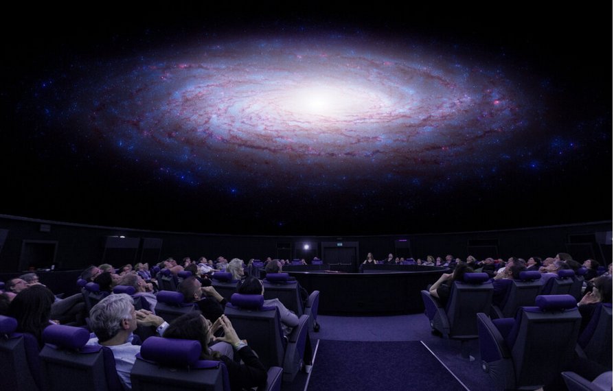Der Schweiz-Experte (@stmediach) on Twitter photo Musik unter der Kuppel! Das Planetarium im <a href="/Verkehrshaus/">Verkehrshaus der Schweiz</a> bietet ein abwechslungsreiches Abendprogramm!
Musikalische Klänge gepaart mit spektakulärem Bildmaterial – von Rock über Klassik und Filmmusik ist für jeden etwas dabei.
@ilovelucerne
bit.ly/3GKuAqq Musik unter der Kuppel! Das Planetarium im <a href="/Verkehrshaus/">Verkehrshaus der Schweiz</a> bietet ein abwechslungsreiches Abendprogramm!
Musikalische Klänge gepaart mit spektakulärem Bildmaterial – von Rock über Klassik und Filmmusik ist für jeden etwas dabei.
@ilovelucerne
bit.ly/3GKuAqq