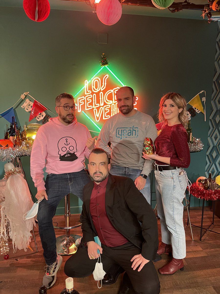 <a href="/boroscq/">Salvador Cruz Quintana</a> <a href="/vigalondo/">EVIL VIGAS</a> @JorgeArenillas <a href="/felicesveinte/">Los Felices Veinte en Orange TV</a>