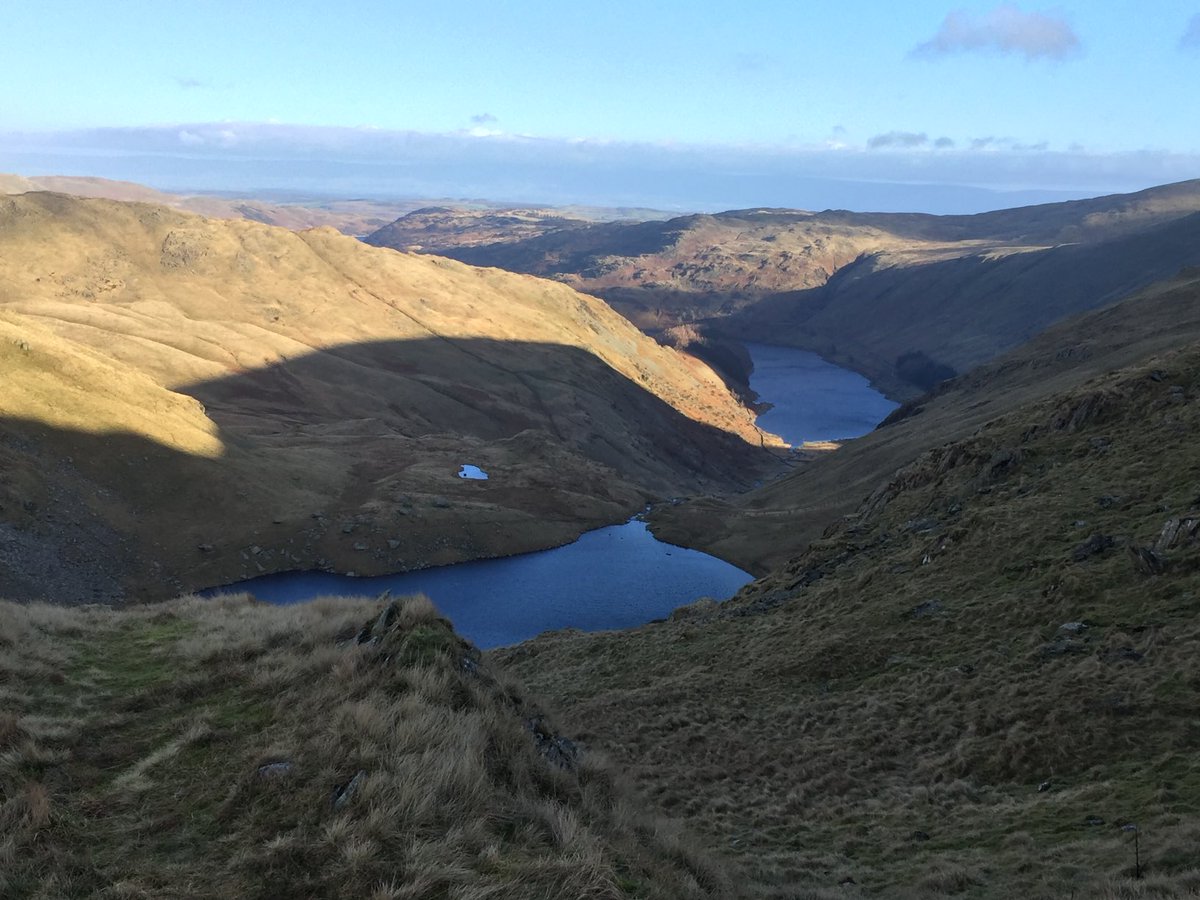 501mossy's tweet photo. How’s your morning so far?
#lakedistrict #Haweswater #highraise https://t.co/1hlwqxZY6c
