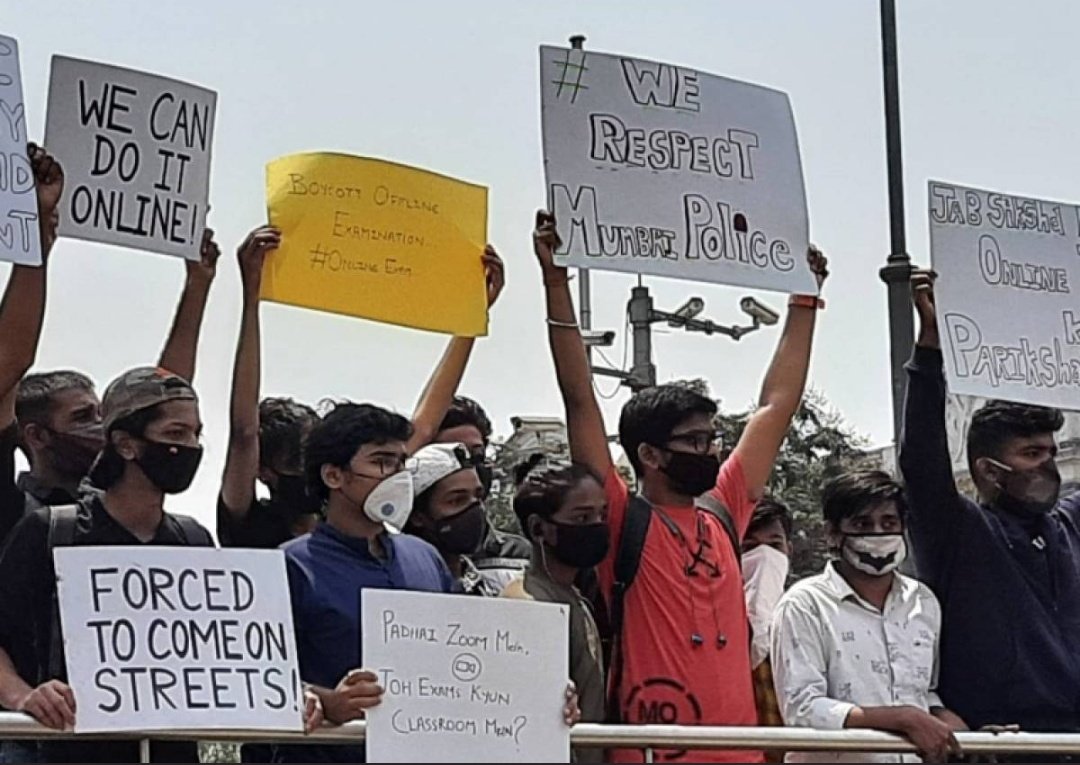 Thv3218's tweet photo. No HSC board exams should be conducted offline. Teachers completed their portion in hurry wich was not at all understandable for us #cancelboardpariksha #cancelboardexam2022 @VarshaEGaikwad https://t.co/1Xjm2e15uF