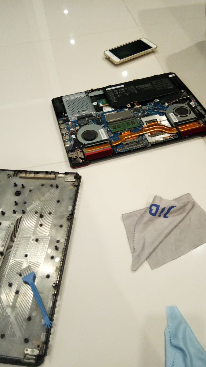 เปิดร้านเลยมั้ย 'เจ่เจ๋รับซ่อม' ซ่อมทุกอย่างยกเว้นแผลใจ