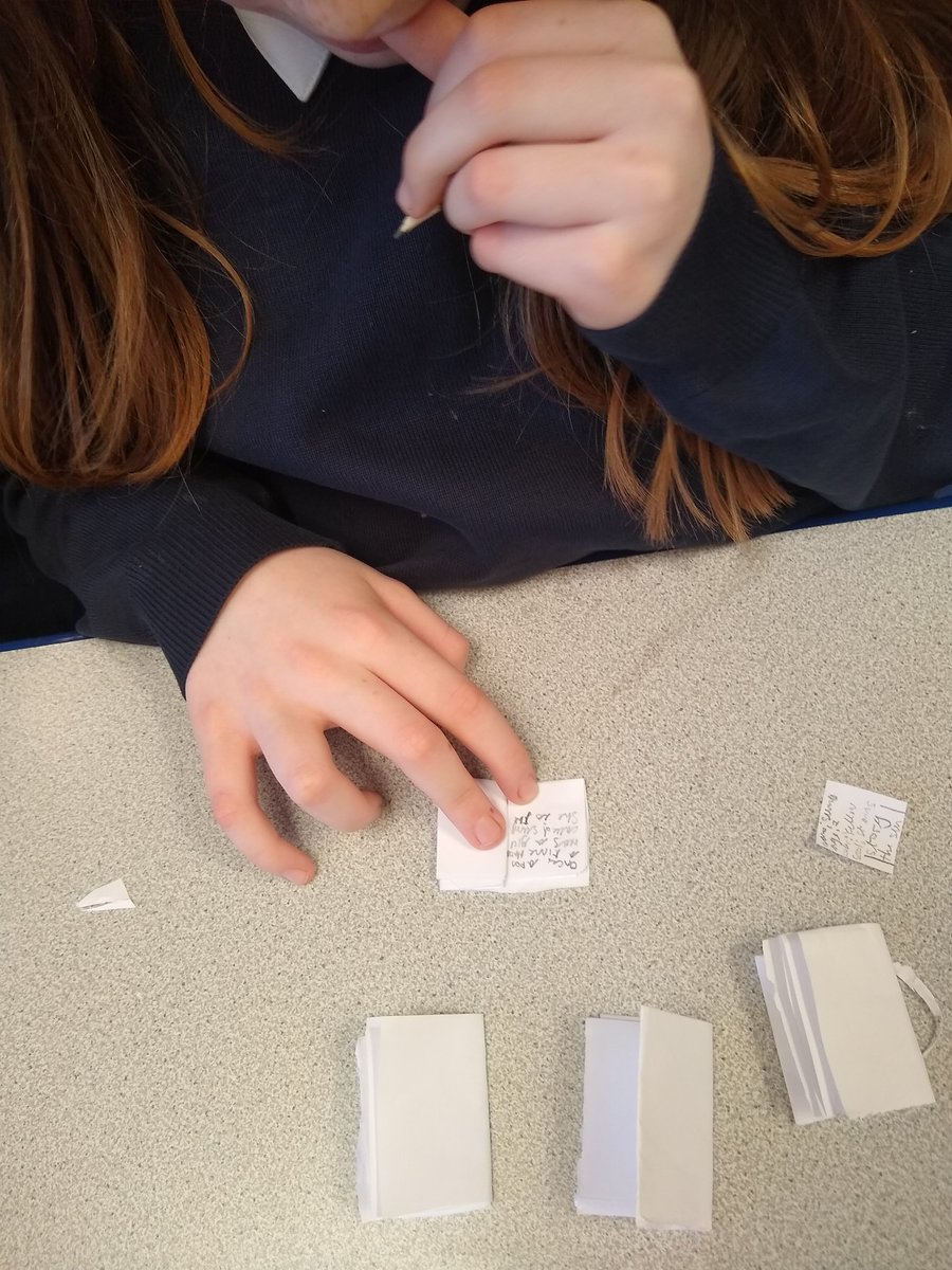 StPaulclass's tweet photo. We're loving our miniature books! Thank you we loved the workshop with @StAnnesgaCPS @7Stories @britishlibrary https://t.co/AkTu4nbPt6