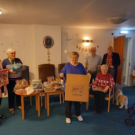 EdinburghAll's tweet photo. Pictured here are a few residents from the local sheltered housing who were absolutely delighted with their Boost Boxes. The smiles all round says it all ❤️
Funded by the National Lottery Community Fund
#nationallotterycommunityfund
#Boostbox #Shelteredhousing https://t.co/E83D7VgIEo