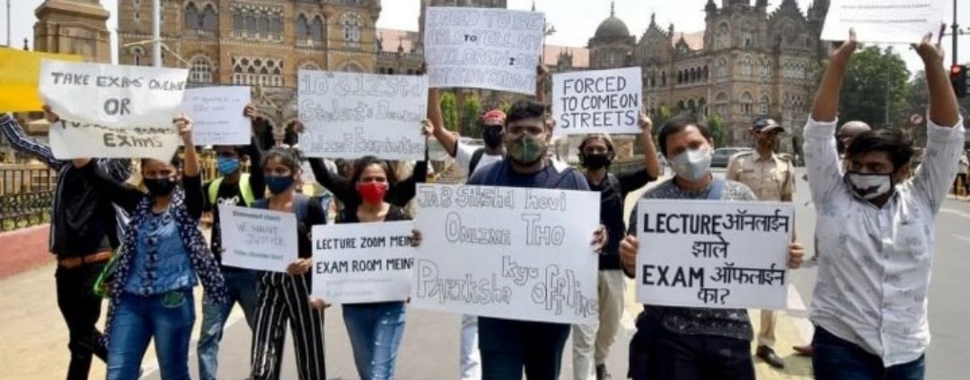 Thv3218's tweet photo. From 2yrs we studied online,gave MCQ based tests and teachers completed 1yr portion in 2 months and you expect from us to give offline HSC exams? Very good😒 #cancelboardexam2022 #cancelboardpariksha #hsc @VarshaEGaikwad https://t.co/wCzayGBy2E